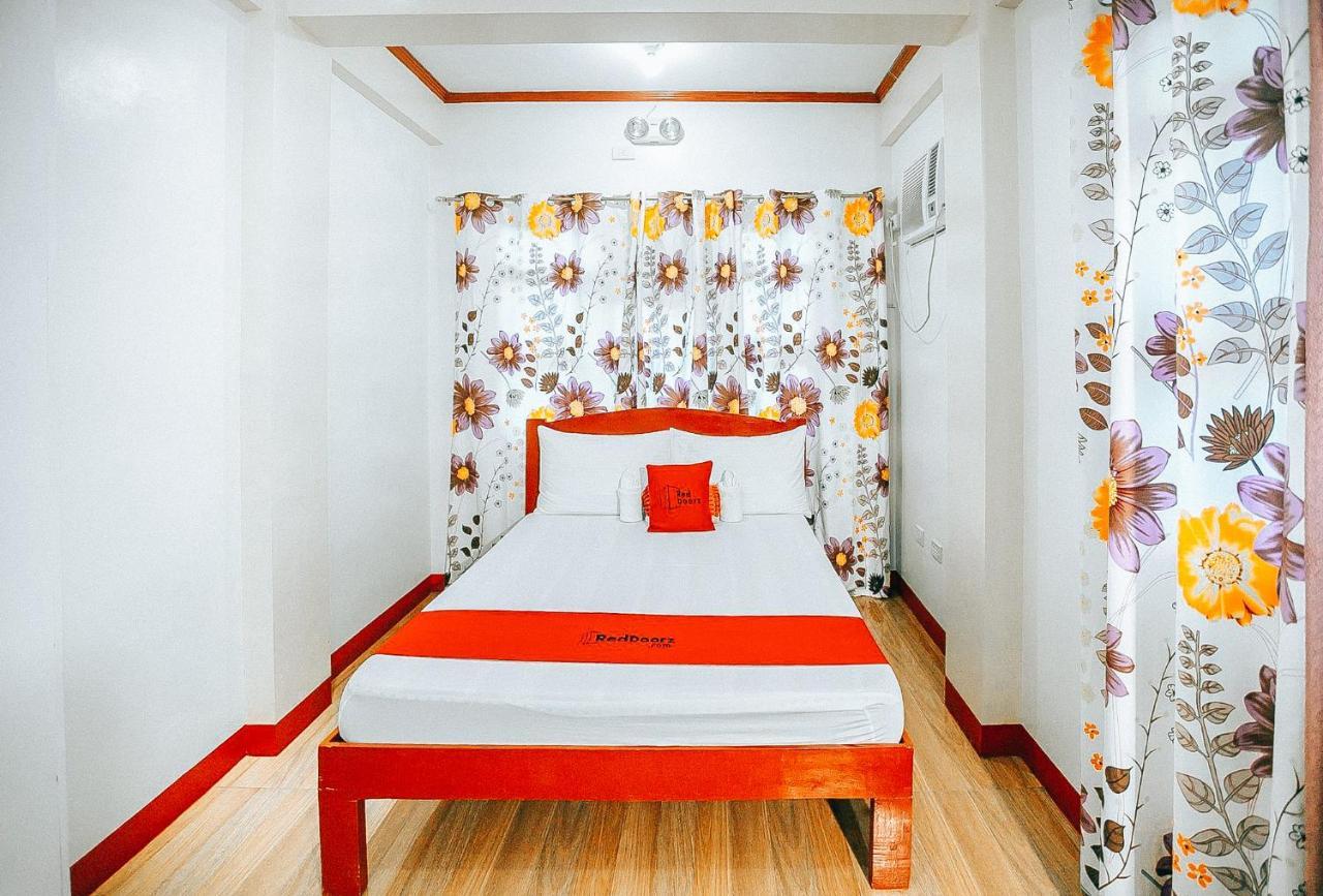 Reddoorz At S & L Apartelle Daraga Albay Hotel Legazpi Exterior photo