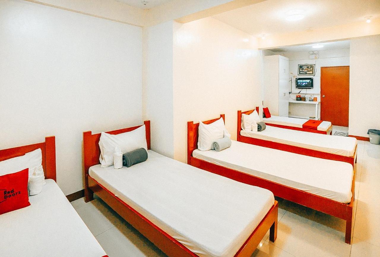 Reddoorz At S & L Apartelle Daraga Albay Hotel Legazpi Exterior photo